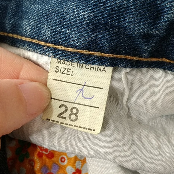 🌞Denim shorts, size 28 - Picture 4 of 4